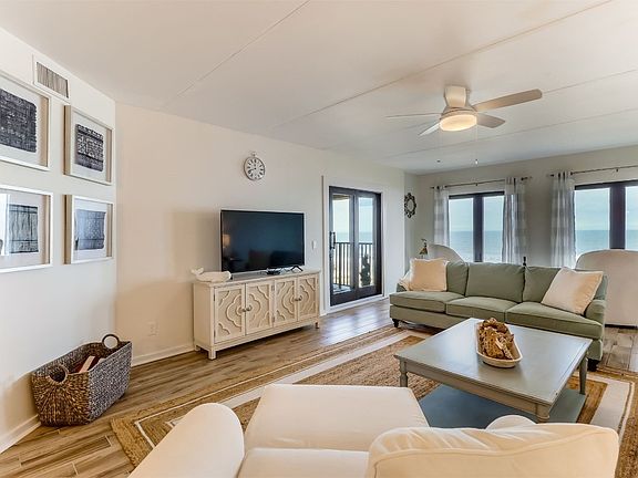 4th image of 1661 Sea Dunes Pl