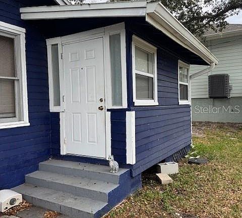 2nd image of 1815 2ND AVENUE E