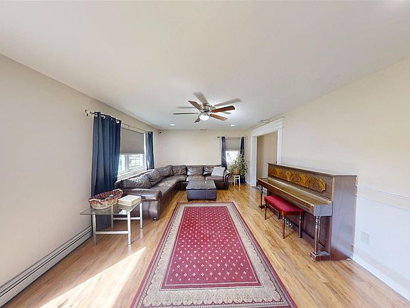 4th image of 61 Manchester Road