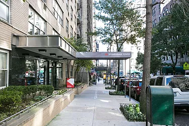 Stonehenge Tower at 210 West 89th Street in Upper West Side