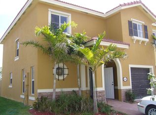 8880 SW 223rd Ter, Cutler Bay, FL 33190