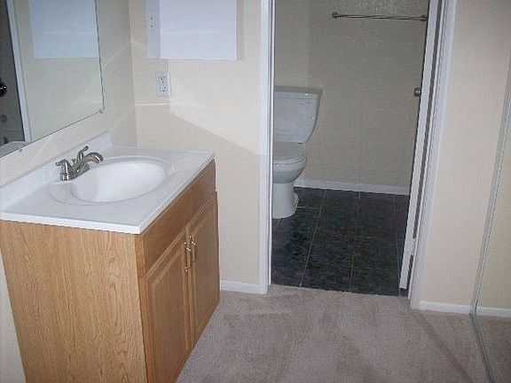 4th image of 2548 Christine St