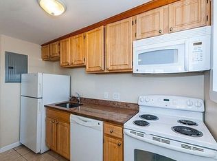 204 Neponset Valley Pkwy #2004, Hyde Park, MA 02136