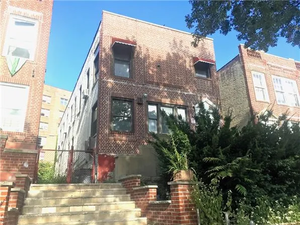 2771 Reservoir Ave, Bronx, NY 10468