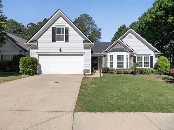 1041 S Creek Dr, Villa Rica, GA 30180