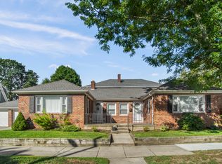 128 Jastram St, Providence, RI 02908