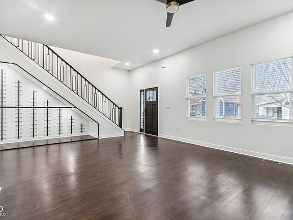 5th image of 1037 Jefferson Ave
