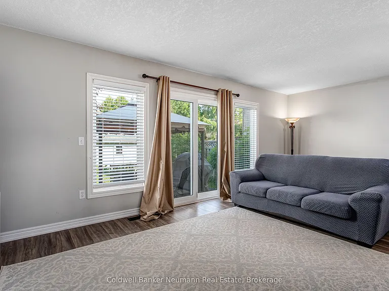 10 McGarr Dr — Photo 8