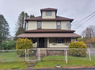 849 Goodman St, Throop, PA 18512