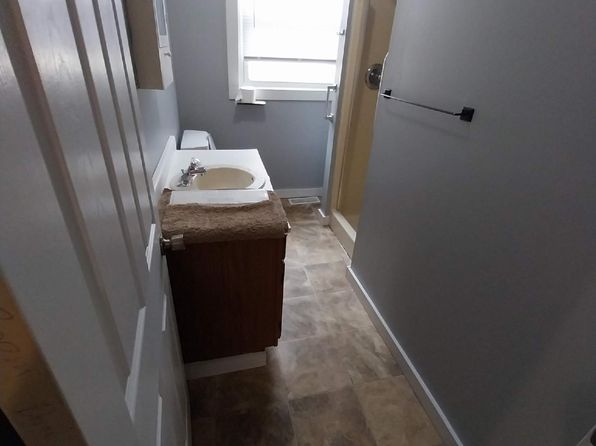 1010 High St