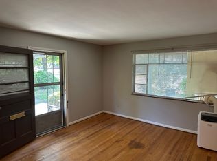 716 Village Dr, Columbus, OH 43214