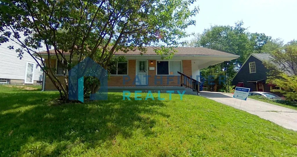 3 bed, 1110 sqft, $1,275 — Photo 1