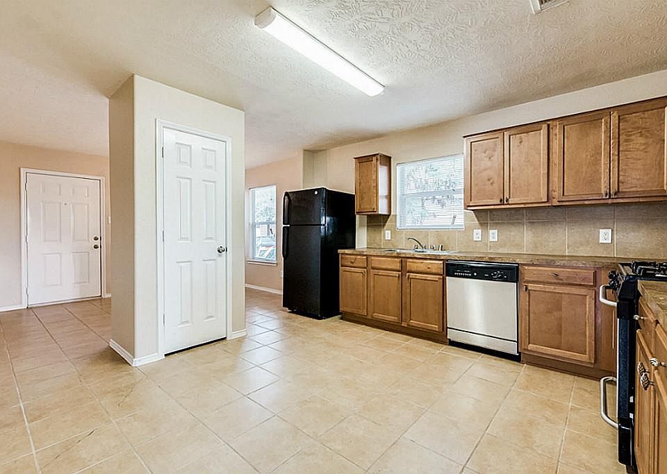 1st image of 18311 Austin Oak Ln
