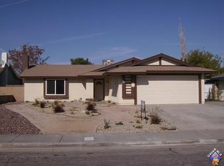 2821 E Avenue R14, Palmdale, CA 93550