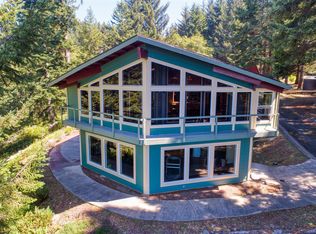 95775 Martin Ranch Rd, Brookings, OR 97415