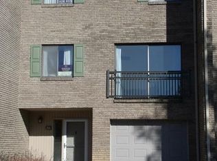 206 Georgetown Ln, Export, PA 15632
