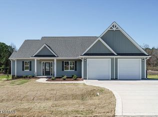 208 Hazelwood Rd, Lillington, NC 27546