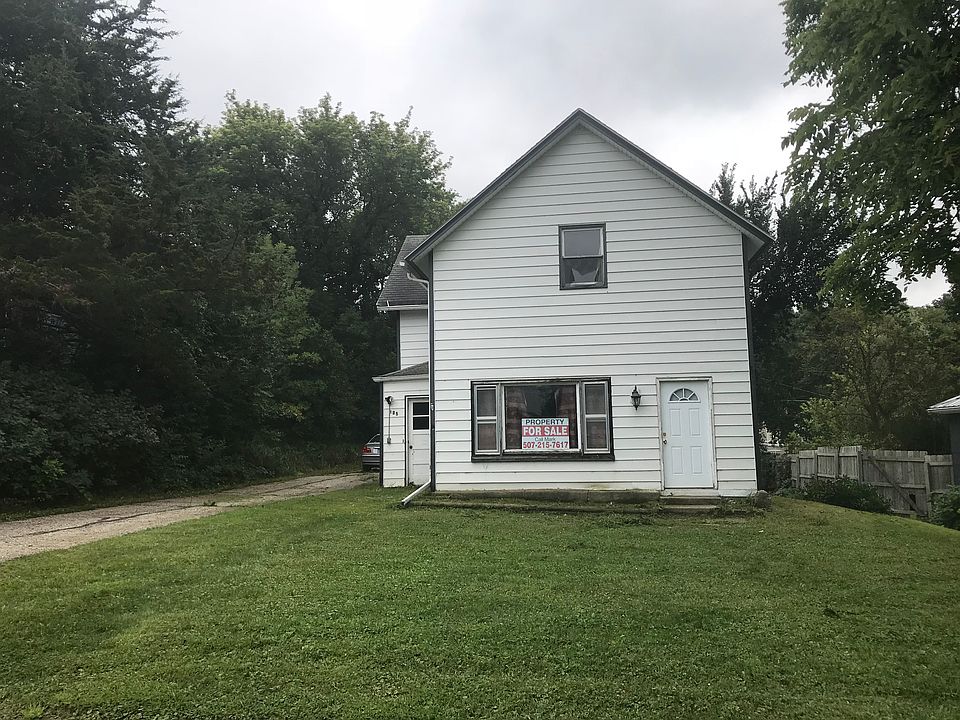 1st image of 105 Bluff St W
