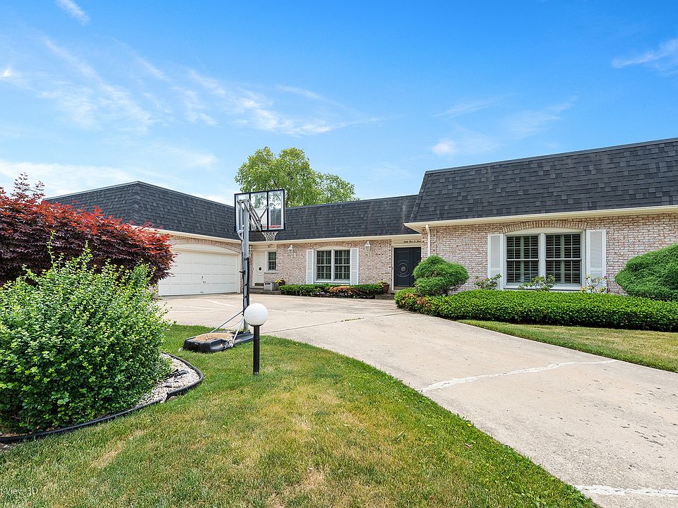1st image of 6504 N Sauganash Ave