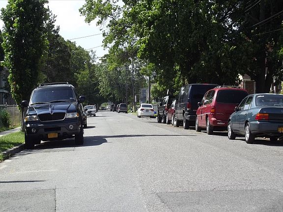 4th image of 58 Westfield Ave