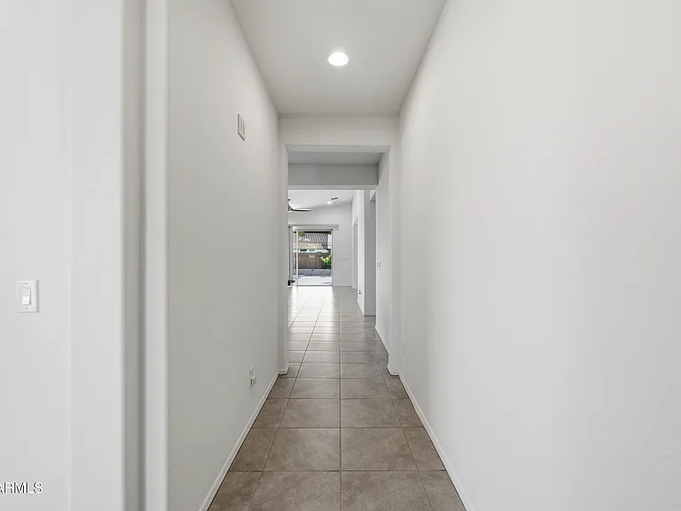 22528 N 96th Ave — Photo 3