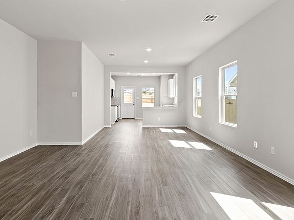 Family Room to Dining