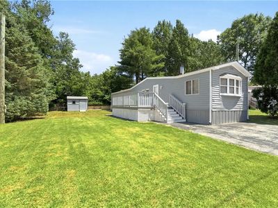 61 Oak Ter, Burrillville, RI, 02839