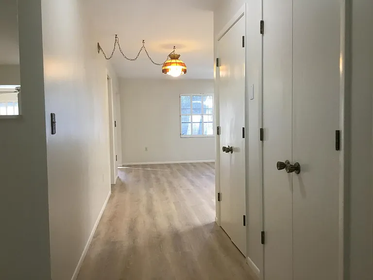 4518 Linwood St — Photo 19