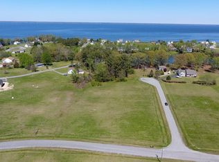 34 Inlet Ln, Montross, VA 22520