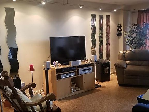 4th image of 920 Metcalf Ave APT 8F