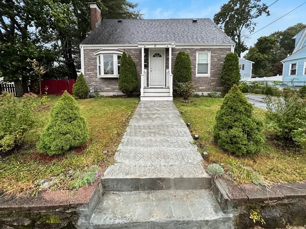 65 Clarence St, Brockton, MA 02301