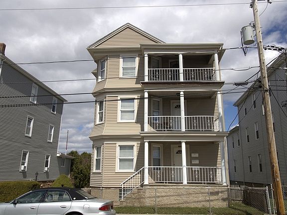 4th image of 1146 Slade St