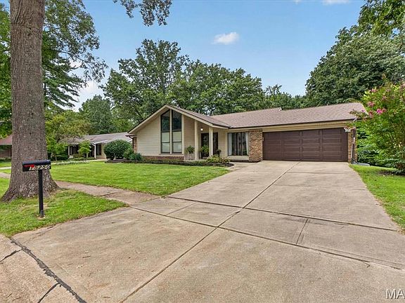 3rd image of 15250 Kingsman Cir