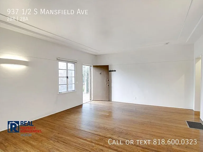 937 1/2 S Mansfield Ave — Photo 7