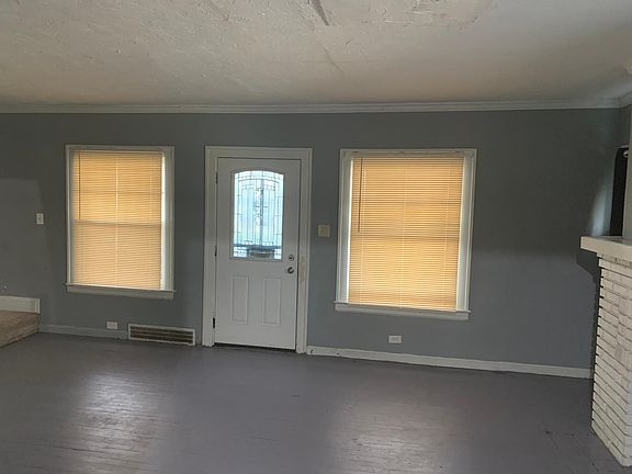 2nd image of 13608 S Parkway Dr