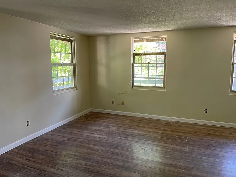 32 Chestnut St #6 — Photo 7
