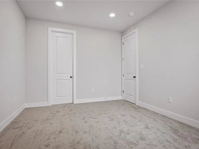 4022 Cottage Way — Photo 35