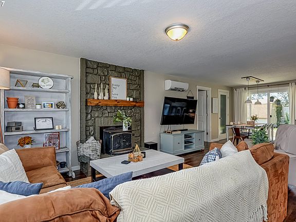 4th image of 7504 NE 120th Ave