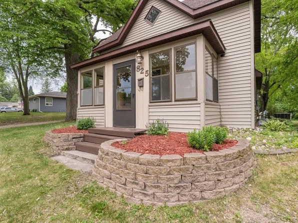 825 Springen Ave, Fergus Falls, MN 56537