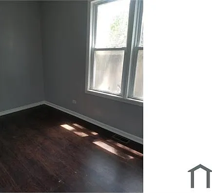 3 bed, 1000 sqft, $1,800 — Photo 2
