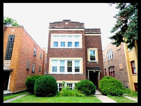 2nd image of 3544 Clarence Ave
