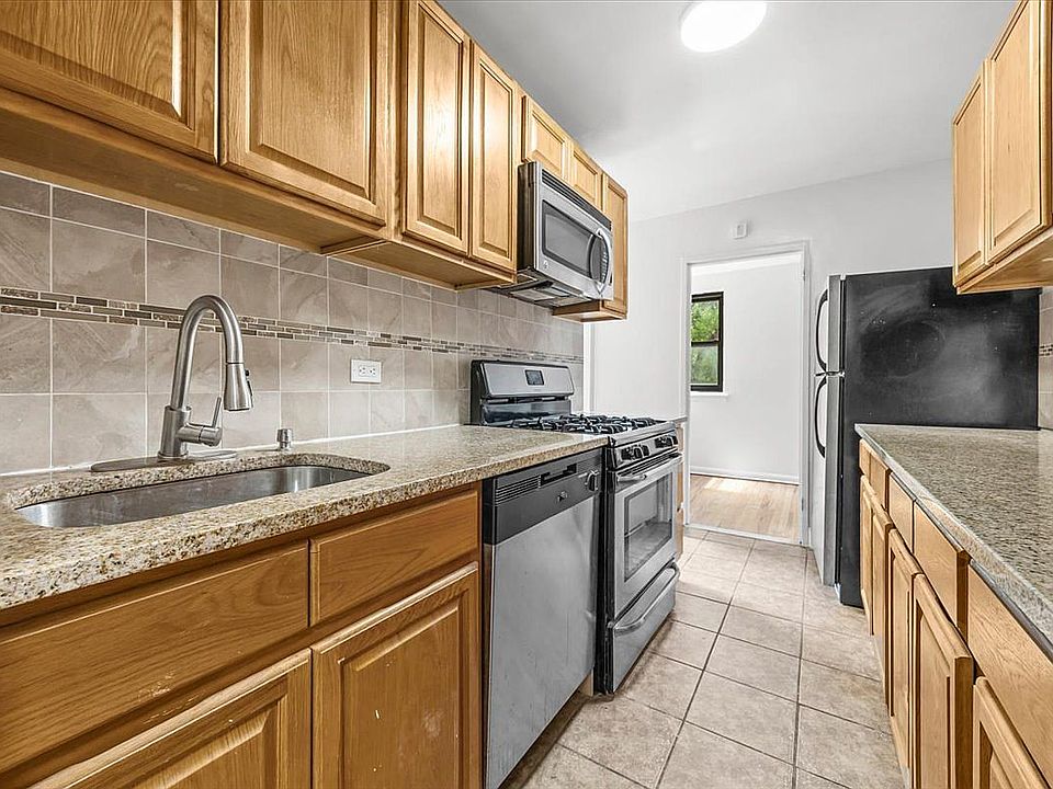 1st image of 3260 Netherland Ave APT 3F
