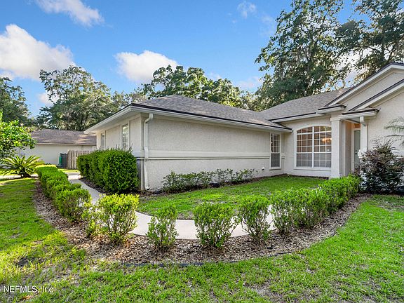 3rd image of 1252 GOVERNORS CREEK Drive