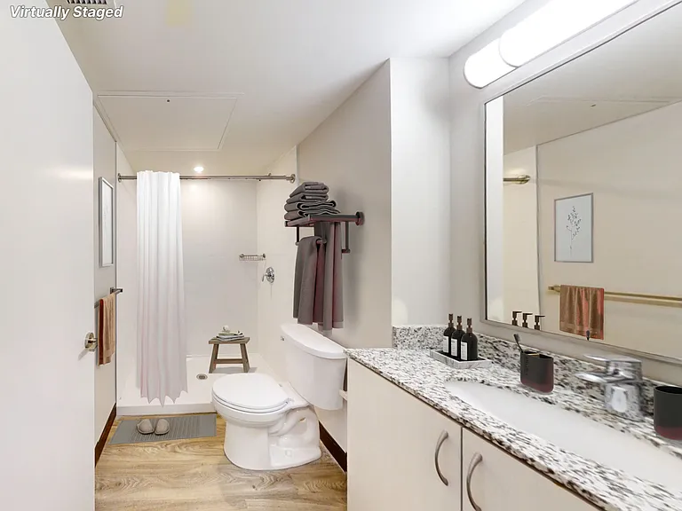 2346 Weston Rd — Photo 6