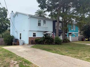954 Coronado Dr, Gulf Breeze, FL 32563