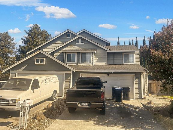 2nd image of 802 San Remo St