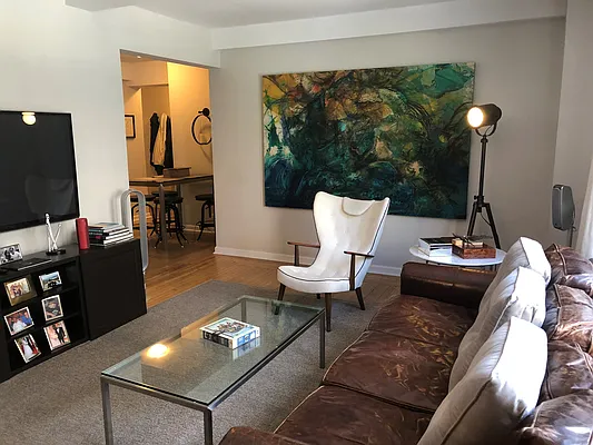 Rented by Buchbinder & Warren | media 19