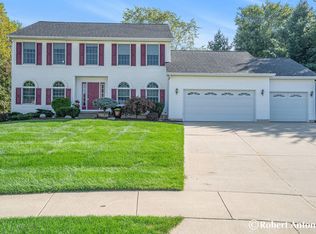 5310 S Pine Slope Ct SW, Wyoming, MI 49519