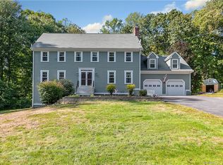 14 Falcon Dr, Seymour, CT 06483