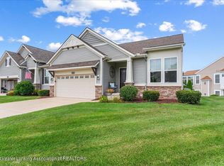 10749 Canterbury Ln, Grand Ledge, MI 48837